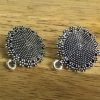 Round Studs