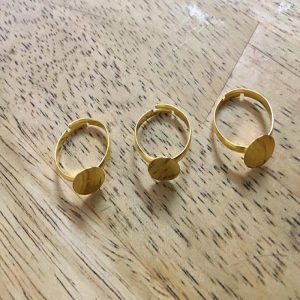Gold Adjustable Flat Ring Base