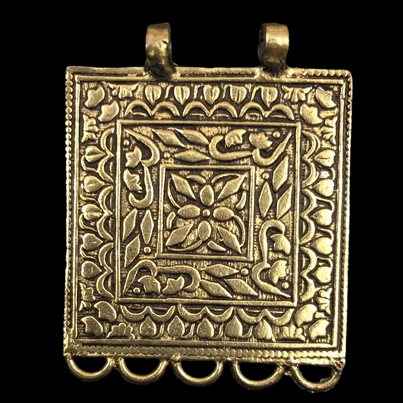 Gold Square With Flowers Pendant