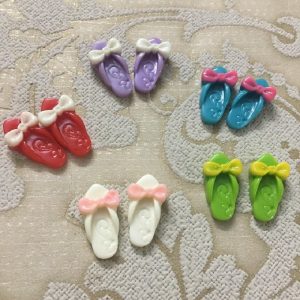 Slippers With Bow Resin Embellishment