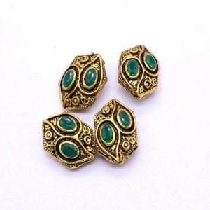 Victorian Beads -  Oval With Green Stone