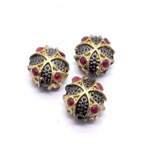 Victorian Beads - Round With Pink Stone