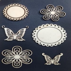 Wooden Embellishments Pack -  Flowers And Butterflies