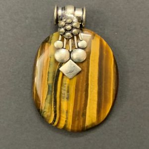 Oval Stone Pendant - Brown