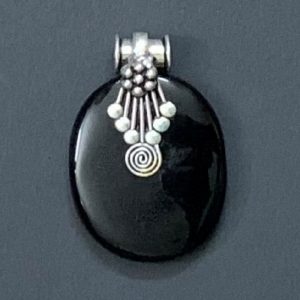 Oval Stone Pendant - Black