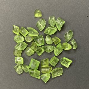 Glass Uncut Beads - Light Green