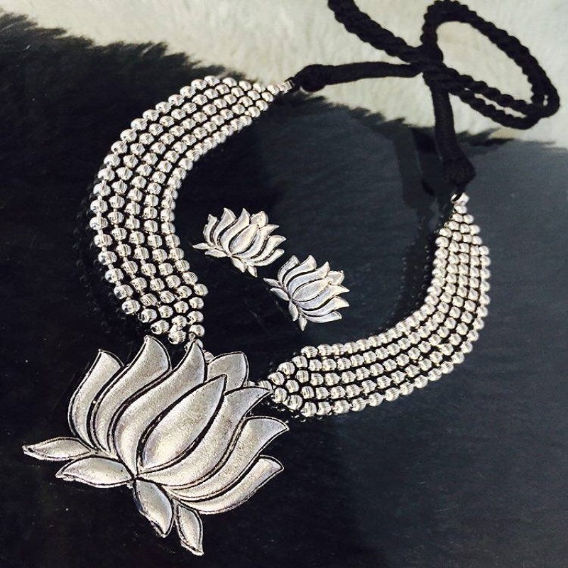 German Silver Lotus Pendant And Stud With Contrast Rope