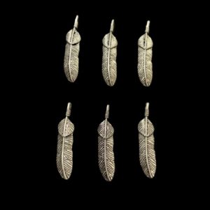 Silver Feather Charm – Style 4