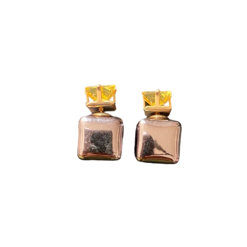 Yellow With Brown Stone Stud