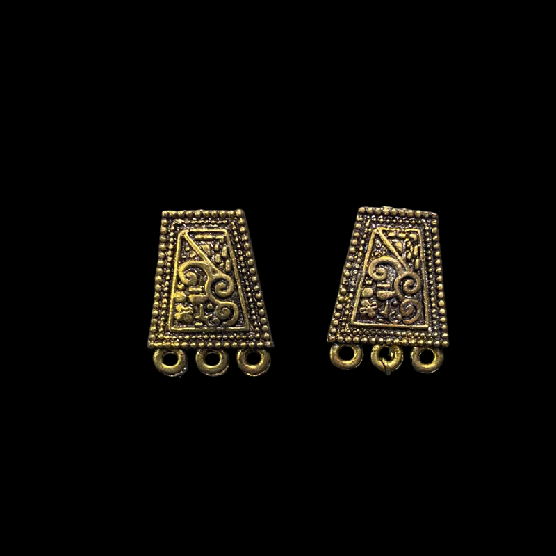 Antique Gold Trapezium Pattern Earrings