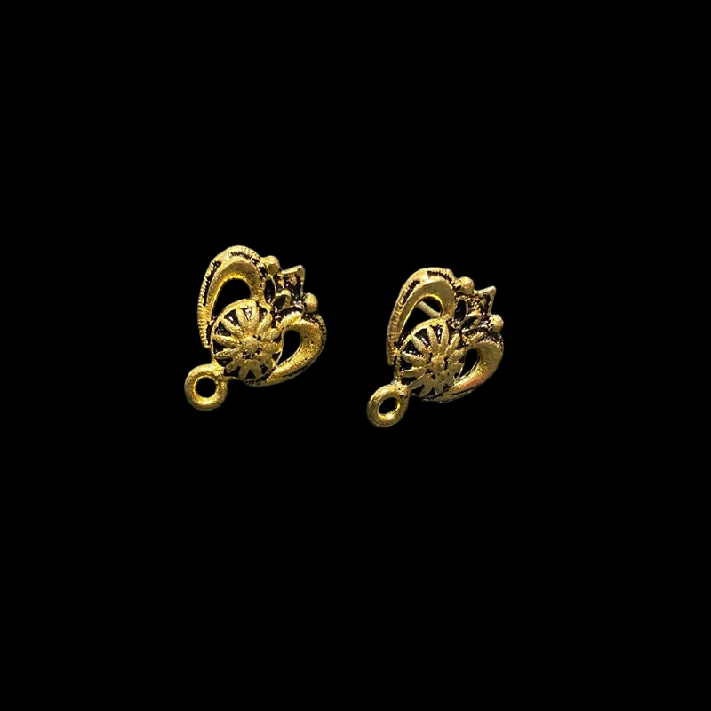 Antique Gold Trophy Pattern Earrings