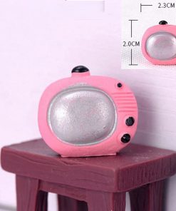 Miniature Retro TV