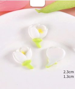 Miniature White Petal Flower