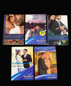 Pre-owned Mills and Boon Bundle - Pack of 5 books