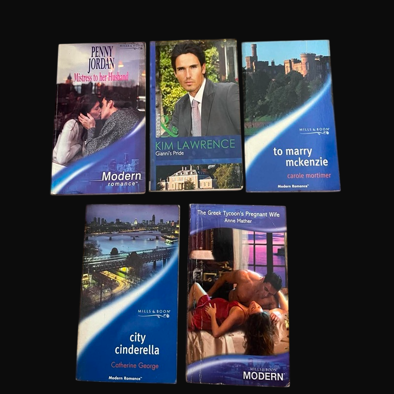 Pre-owned Mills and Boon Bundle - Pack of 5 books