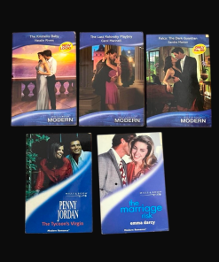 Pre-owned Mills and Boon Bundle - Pack of 5 books