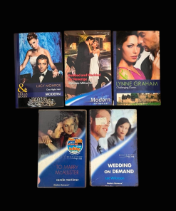 Pre-owned Mills and Boon Bundle - Pack of 5 books