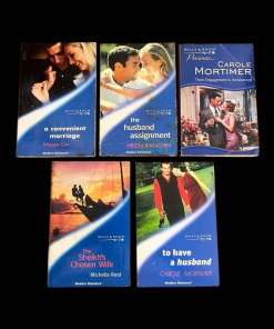 Pre-owned Mills and Boon Bundle - Pack of 5 books