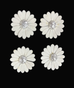 Daisy Flower With Button Paper Embellishment